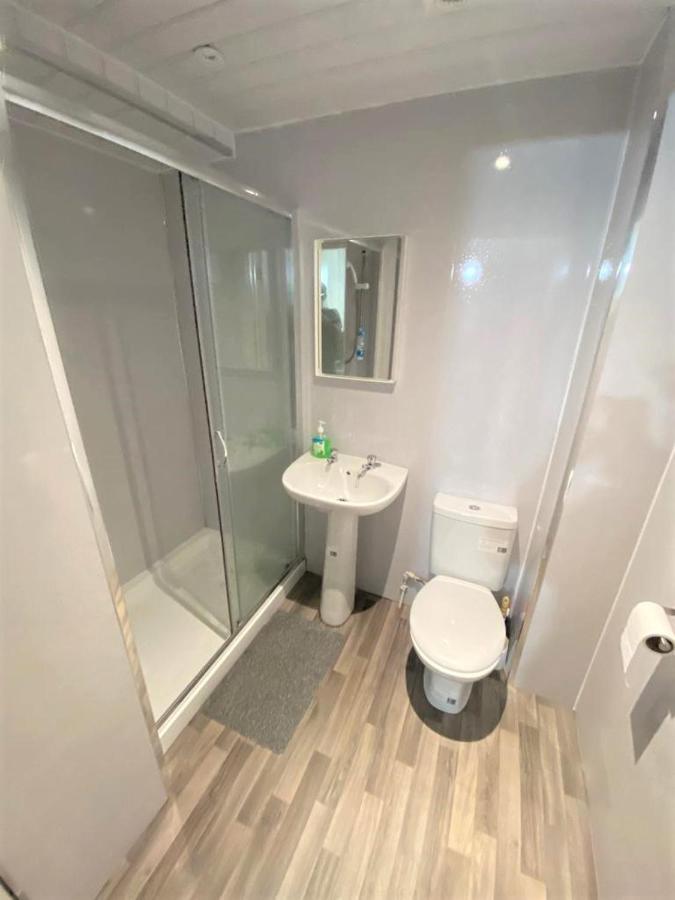 IBROX GuestHouse Glasgow Extérieur photo