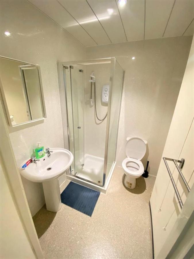 IBROX GuestHouse Glasgow Extérieur photo