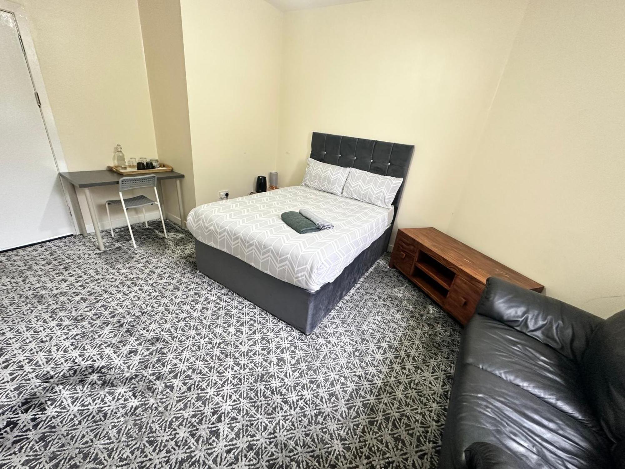IBROX GuestHouse Glasgow Extérieur photo